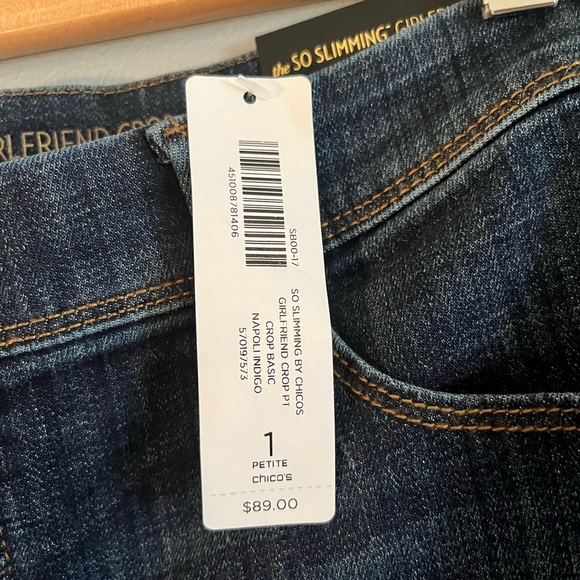 NWT Chicos “the so slimming girlfriend crop” 1P (8 p) - Picture 8 of 8